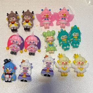 Set of 14 Bubblegum Girls Character Keychain Set